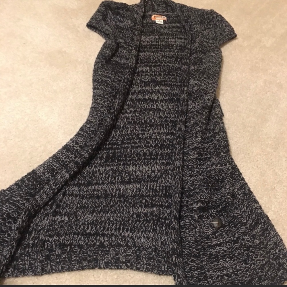 5/$10 Mudd Small Chunky Knit Sweater Cardigan with Short Sleeves